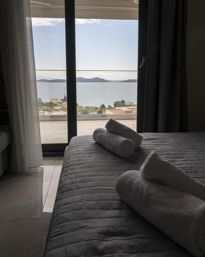 Aparthotel Alta Mare Néa Péramos Exterior foto